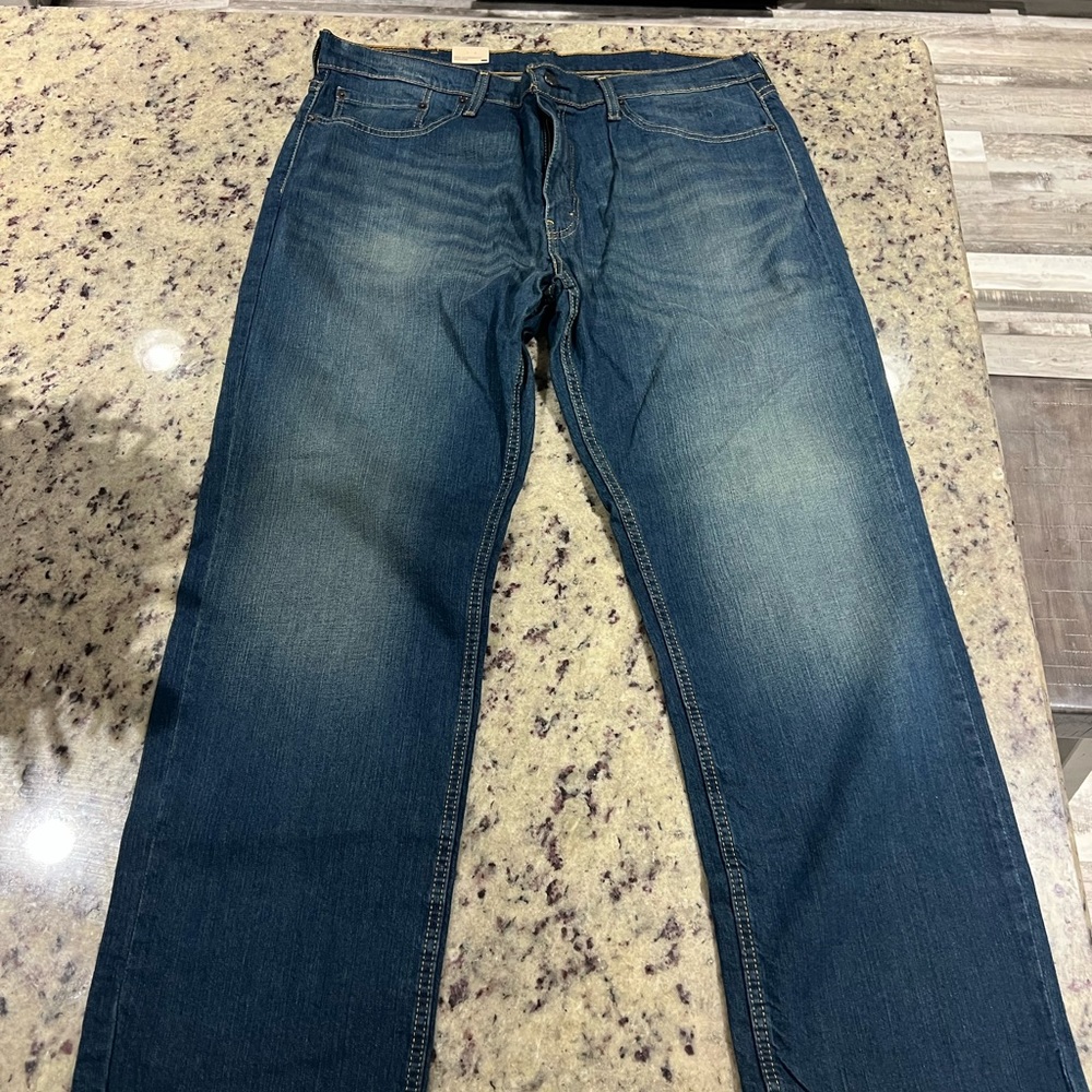 Levi jeans